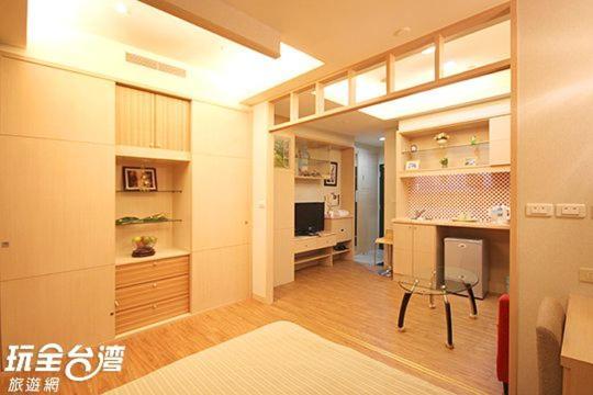 ホテル85 Happy Holiday 高雄市 エクステリア 写真
